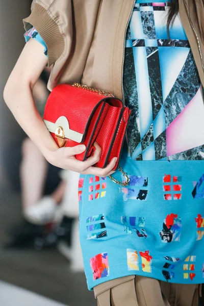 Look 93